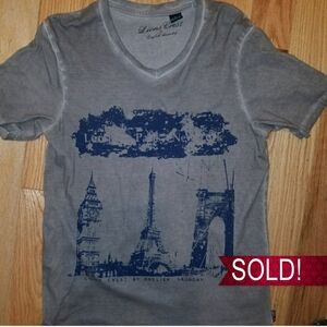 Men's V-neck T-shirt English laundry small